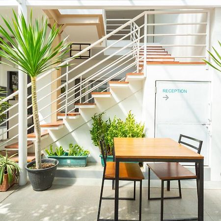 Oyo 2510 Selasar Senggigi Residence Экстерьер фото
